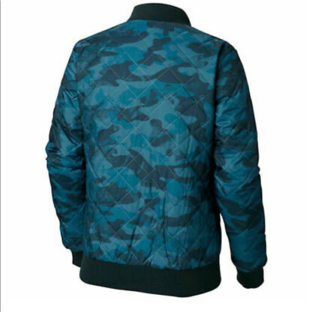 Columbia Sportwear Company - Picture 2 of 13